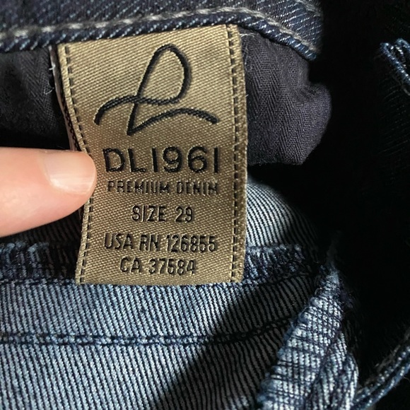 DL1961 Jennifer Bootcut Jean - Picture 2 of 10